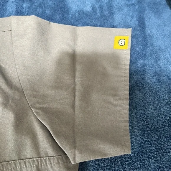 Scrub top - Picture 6 of 6